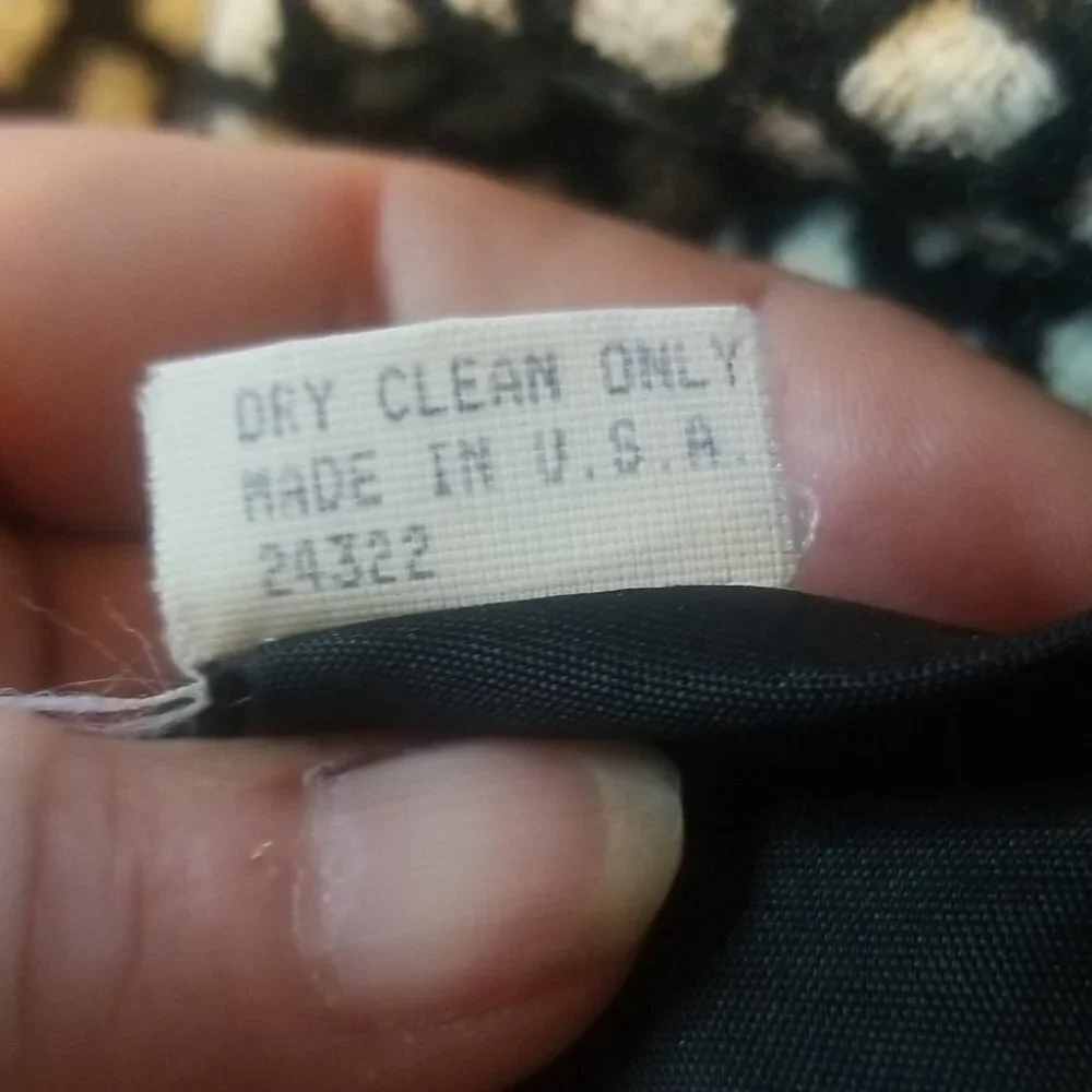 Carolina Herrera Black and White Patterned Long Coat Dress - Picture 6 of 6